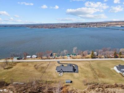 61 Lakewood Drive