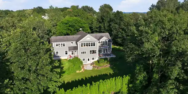 Image 4: Aerial View Image 4: Aerial View