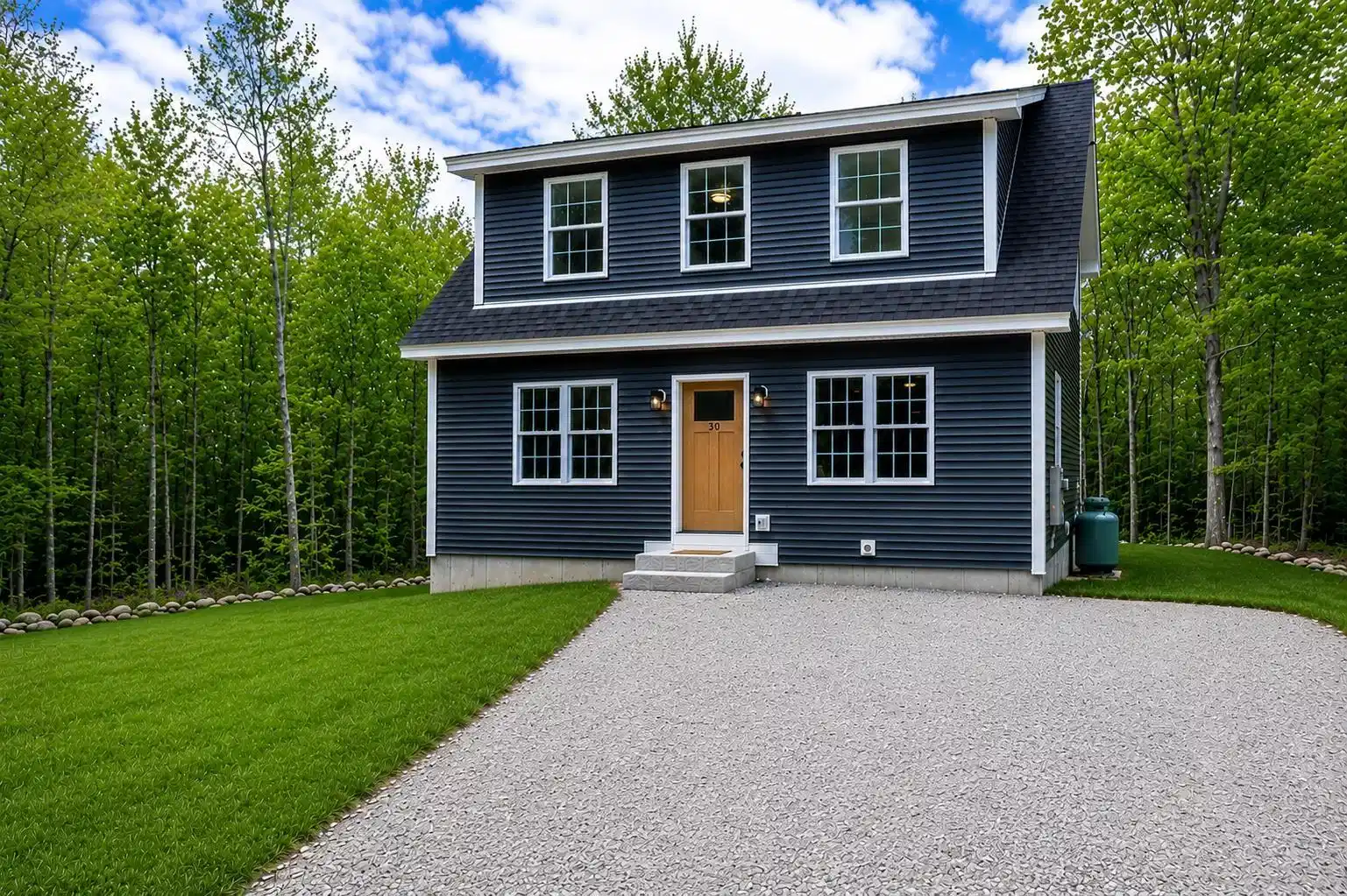 Image 1: VIRTUALLY STAGED LAWN Image 1: VIRTUALLY STAGED LAWN