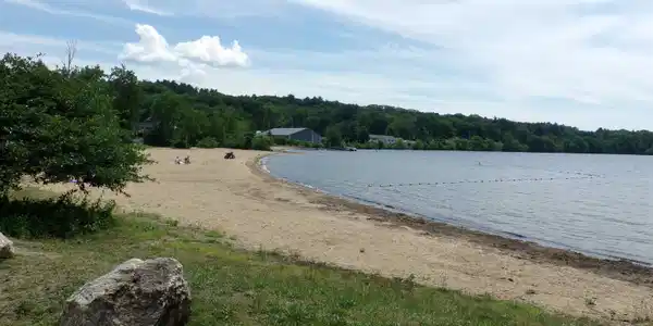 Image 4: Bartlett beach on Winnisquam, down the street