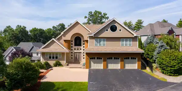 6 Granite Hill