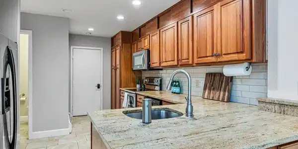 18 Lake Forest Drive