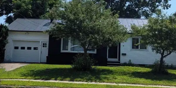 87 Shore Road