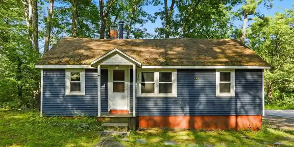 16 Hillside Avenue