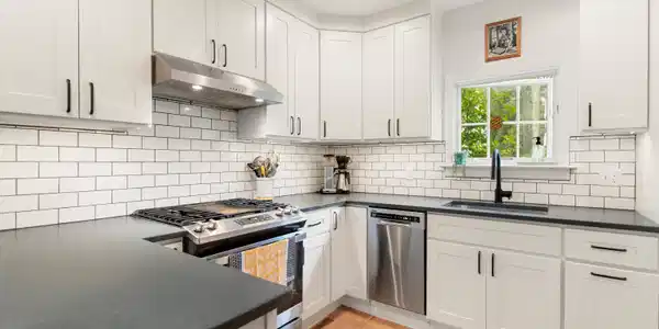 Image 2: Kitchen