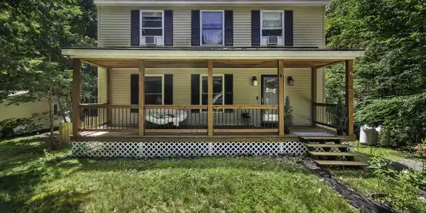 25 Raccoon Alley