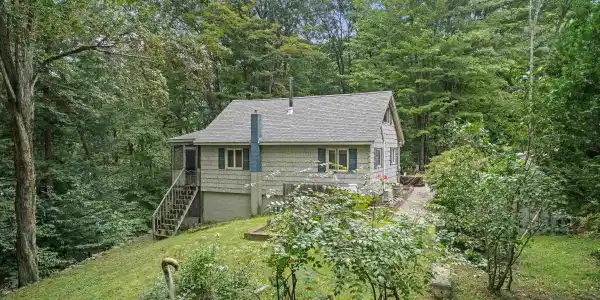 17 Hemlock