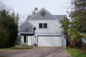 119 Holmes