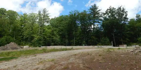 11 Mountainside