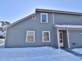 70 Pine Ledge