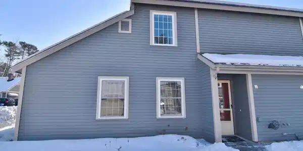 70 Pine Ledge
