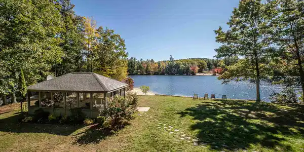 20 Browns Point