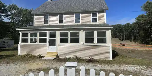 1036 Holy Cross