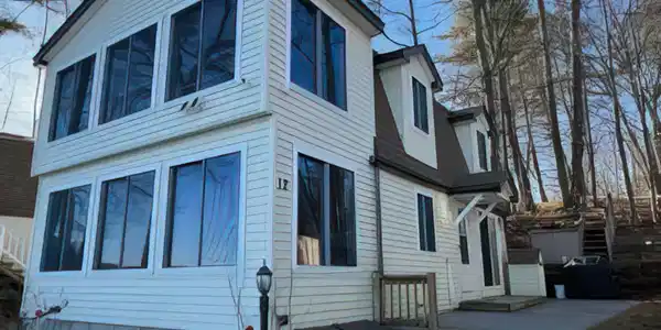 749 Laconia