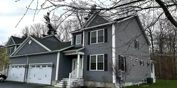 72 Waterlefe Way