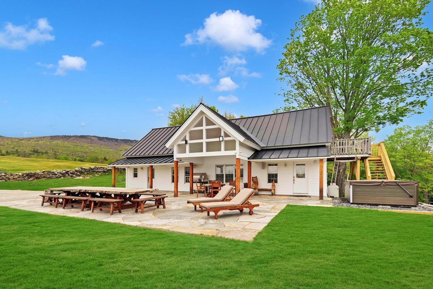 Image 4: Local Stone Patio Image 4: Local Stone Patio