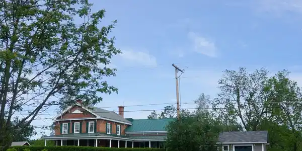 1750 West Lakeshore