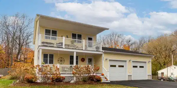 525 Mills Point