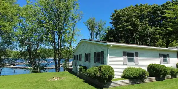 53 West Island