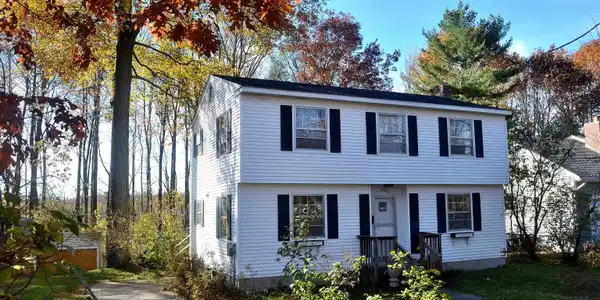 212 Curtis