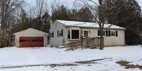28 Curtis