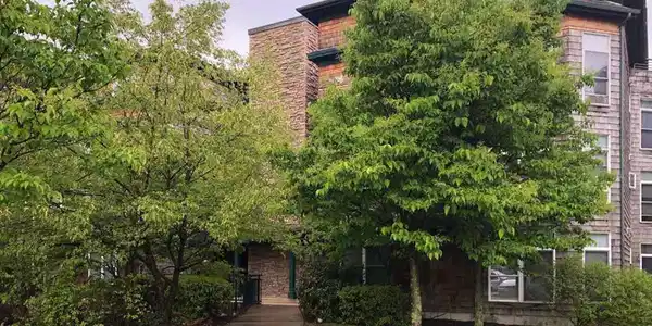 7 Claire Point