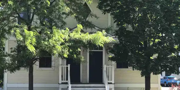 1044 North