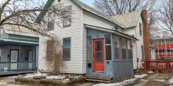 134 North Champlain
