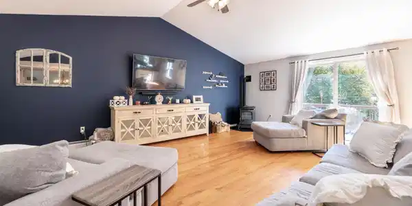 273 Leavitt Road
