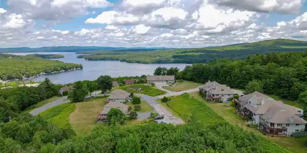 28 N Peak Village