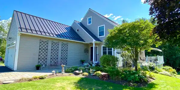 62 Everett