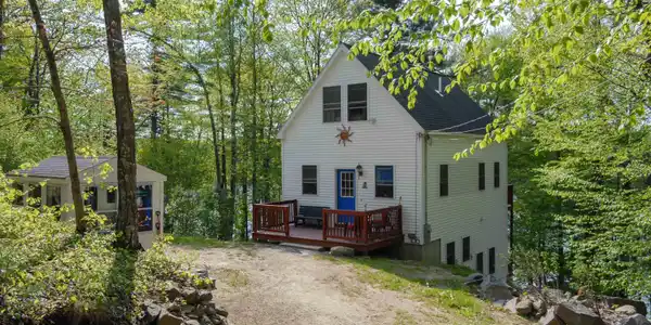 556 Berry River