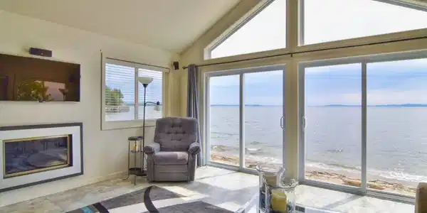 1873 Colchester Point