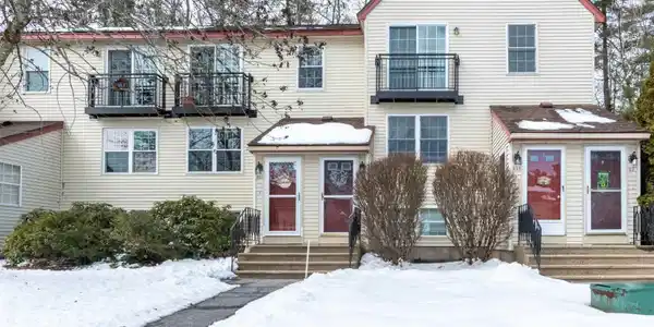 85 East Ridge