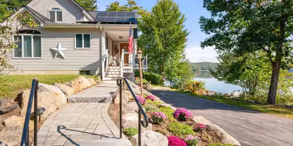 285 Webster Lake