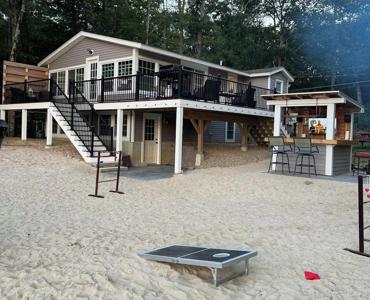 93 E Huntress Pond Road