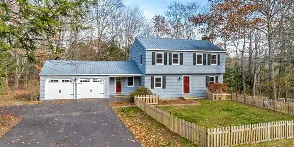 38 Lynnewood