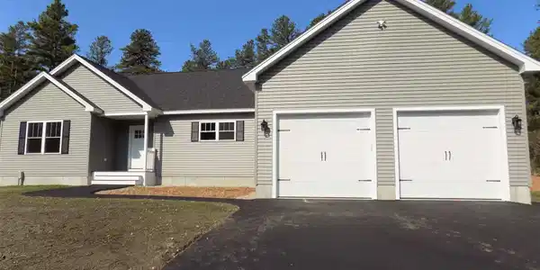 96 Pequawket