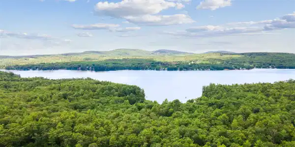 110 Broad Cove