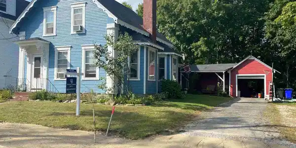 15 East Union