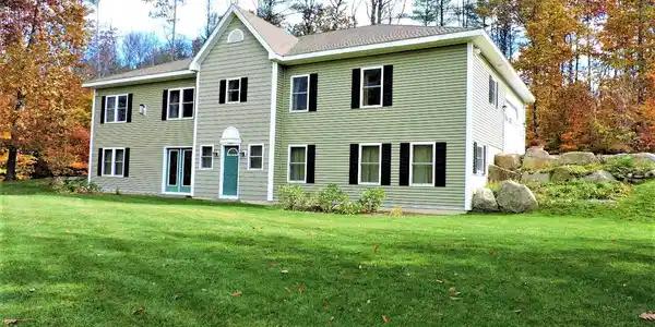 21 Solace Pointe