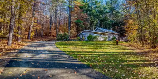 70 Pleasant Valley