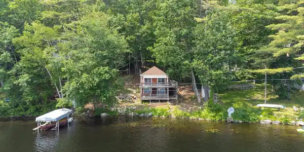12 Lakeview