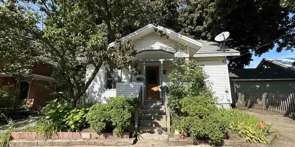 20 Poplar
