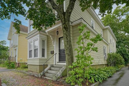 210 Cabot