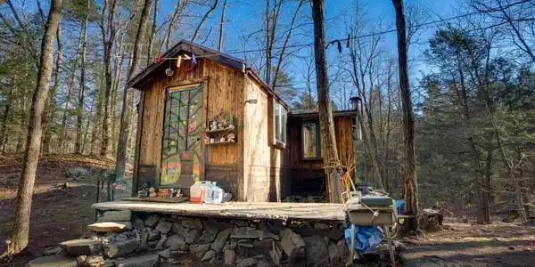 715 Berry River