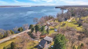 363 Lakeview