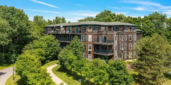 119 Claire Pointe Road