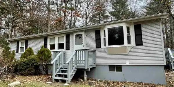 9 Ellen Brook
