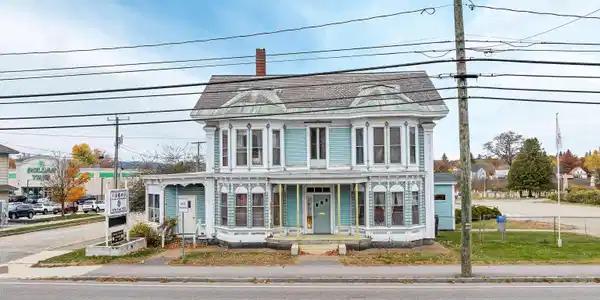 143 Court Street
